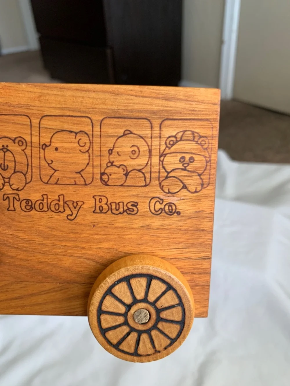 Teddy Bus Co. Wooden Delivery Truck Coin Bank Music Toy Vintage Toystalgia 1988